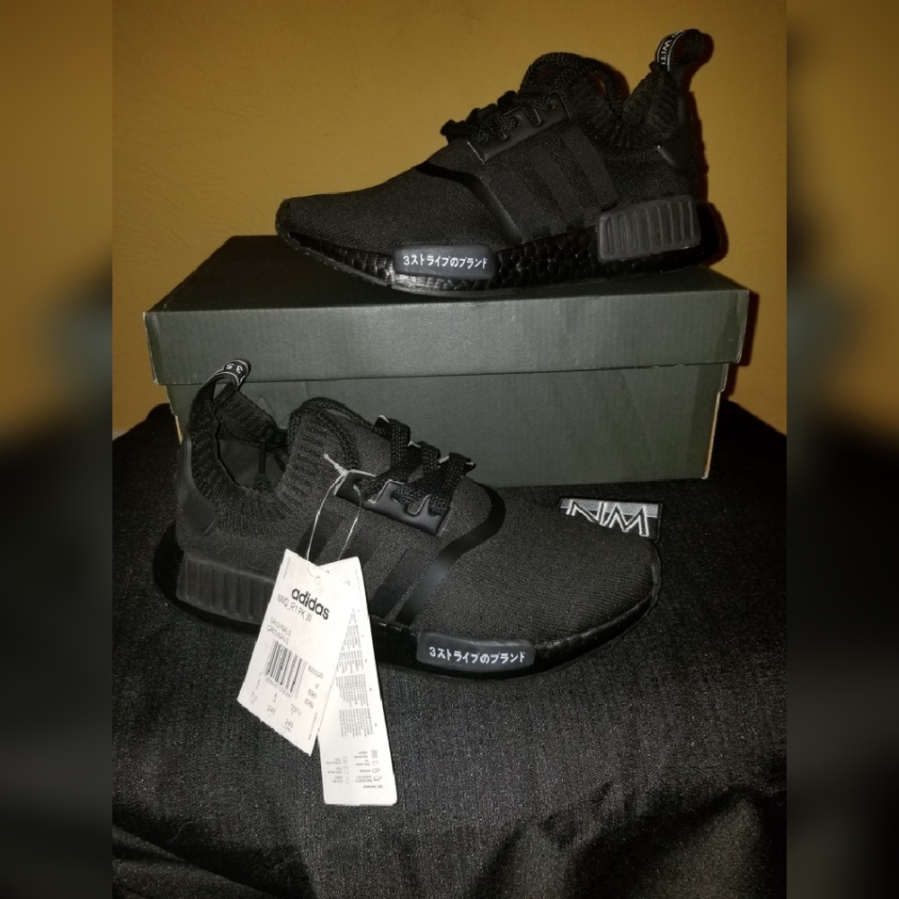 Adidas NMD R1 PK Boost - Japan : Triple Black 7.5